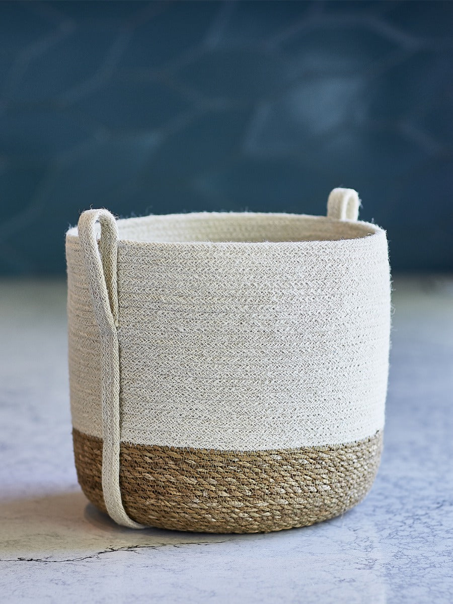 Savar Basket with Side Handle - Chickadees Wooden Toys