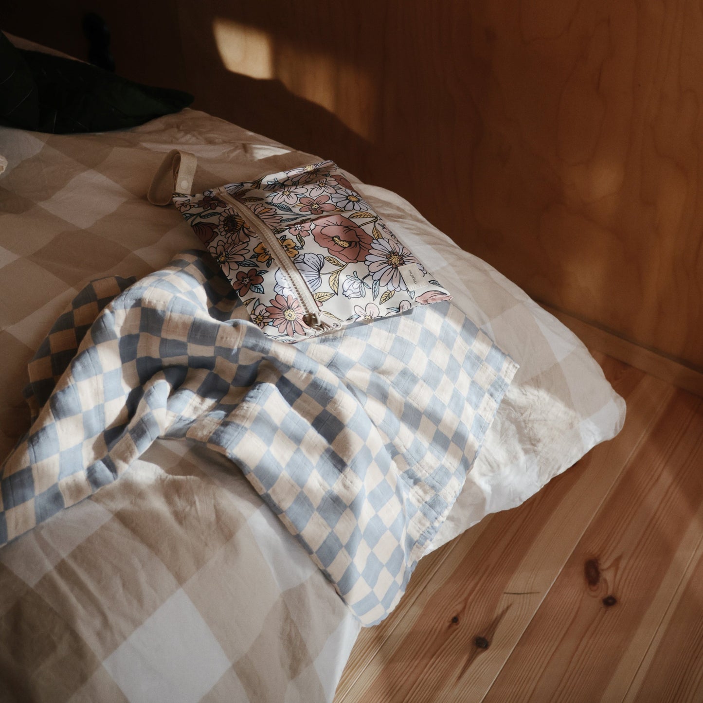Organic Cotton Muslin Swaddle Blanket - Chickadees Wooden Toys