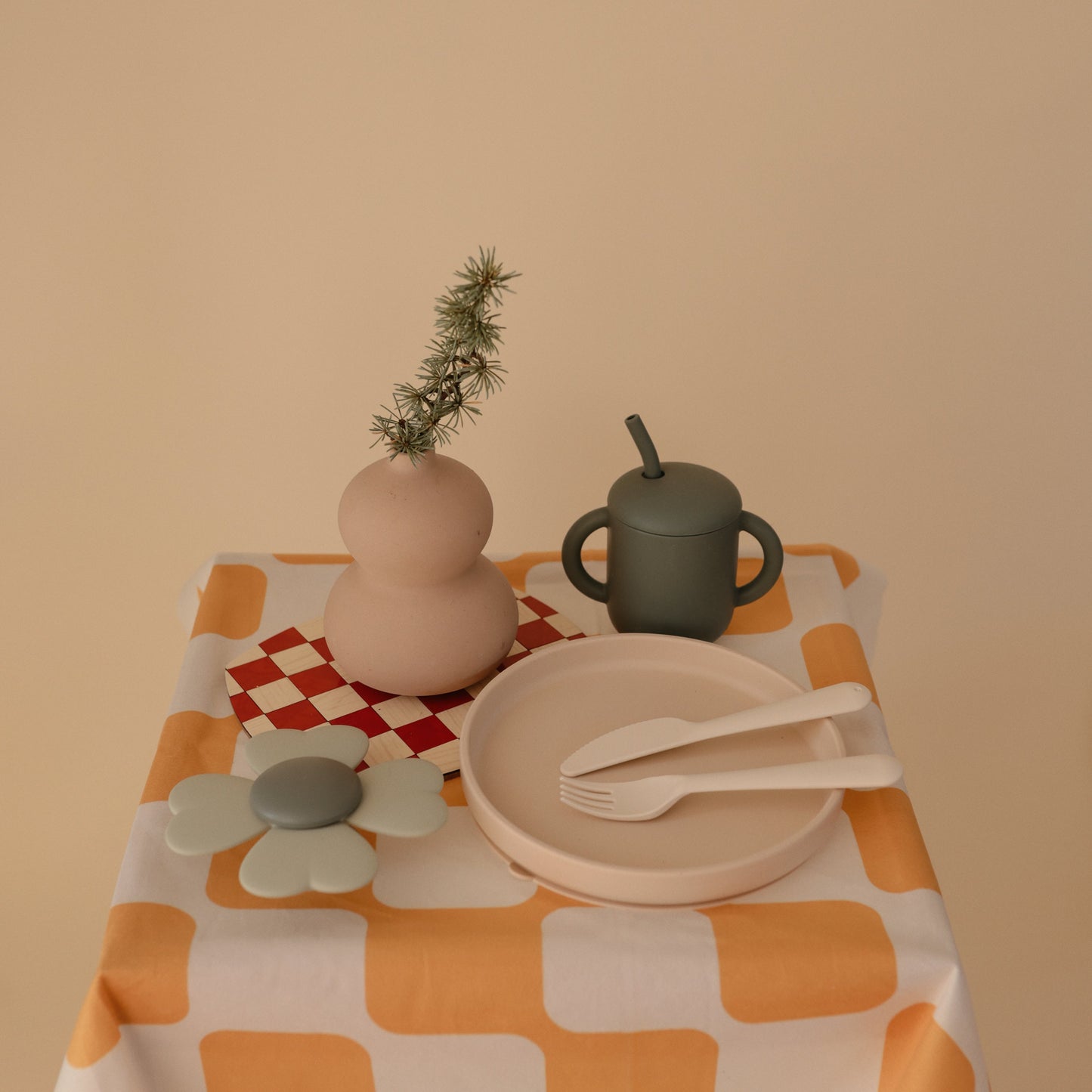 Classic Silicone Suction Plate - Chickadees Wooden Toys