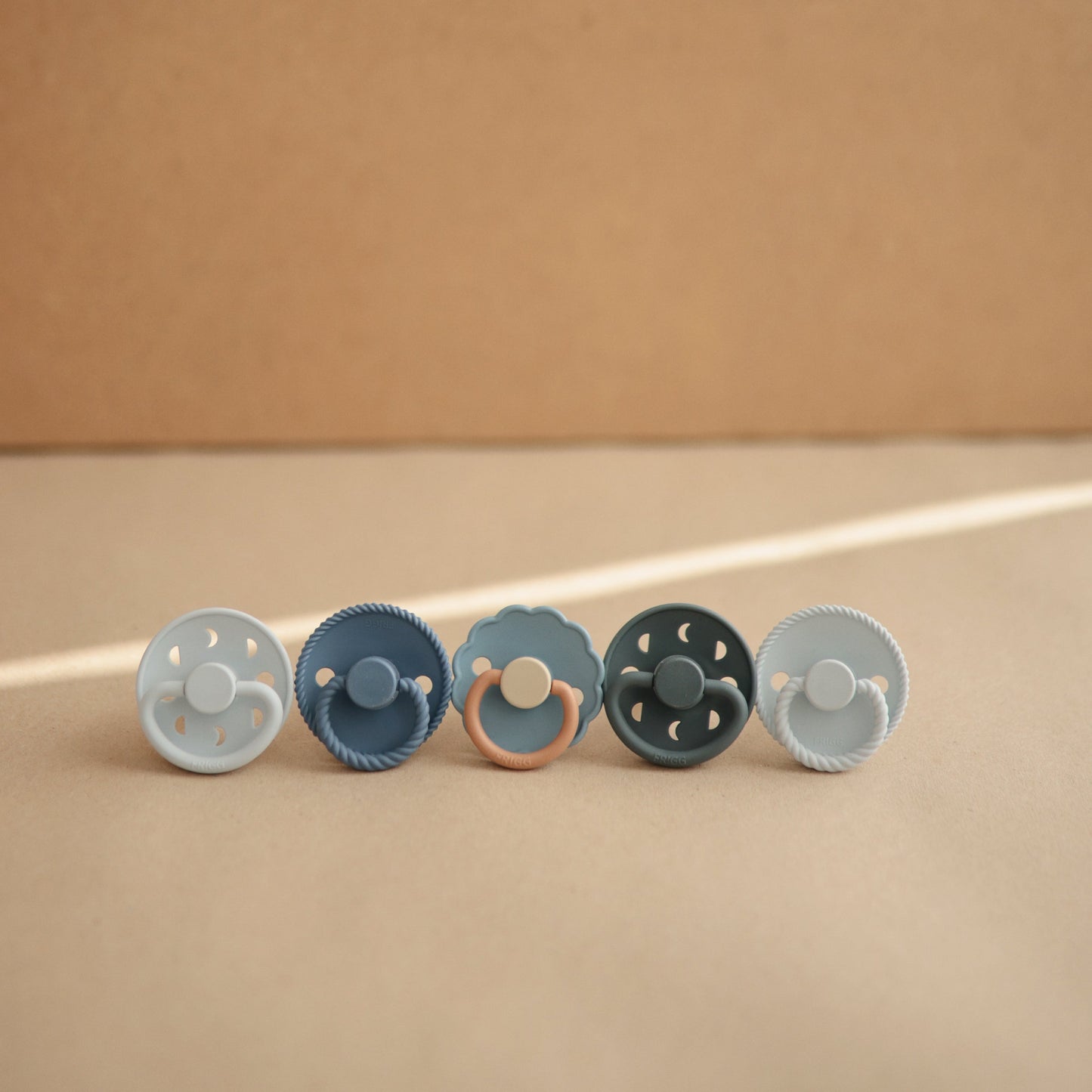 FRIGG Moon Natural Rubber Pacifier 2-Pack - Chickadees Wooden Toys