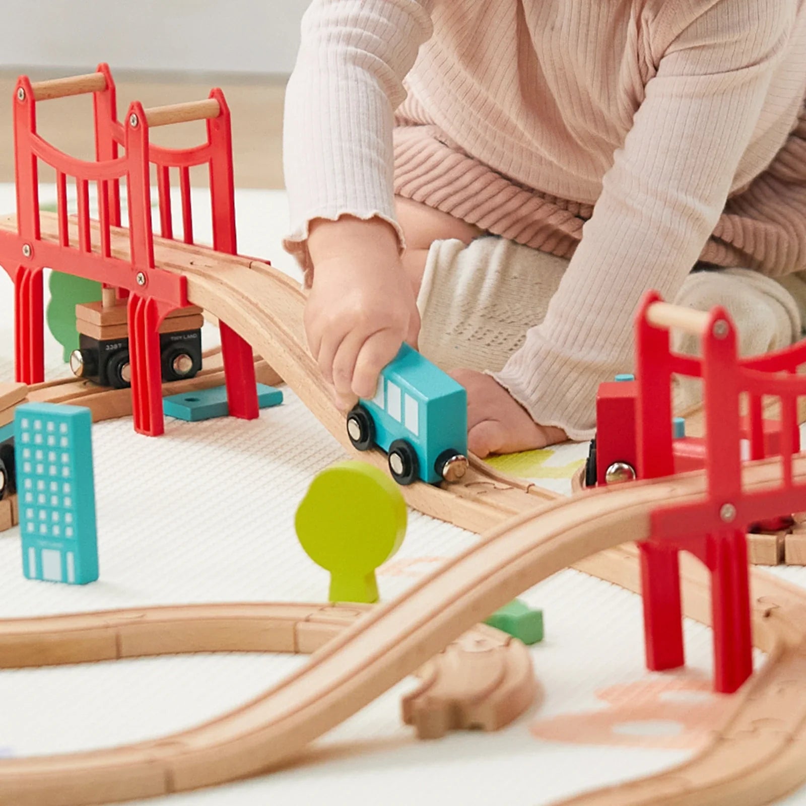 Tiny Land® Wooden Train Set for Children 39 Pcs - Chickadees Wooden Toys