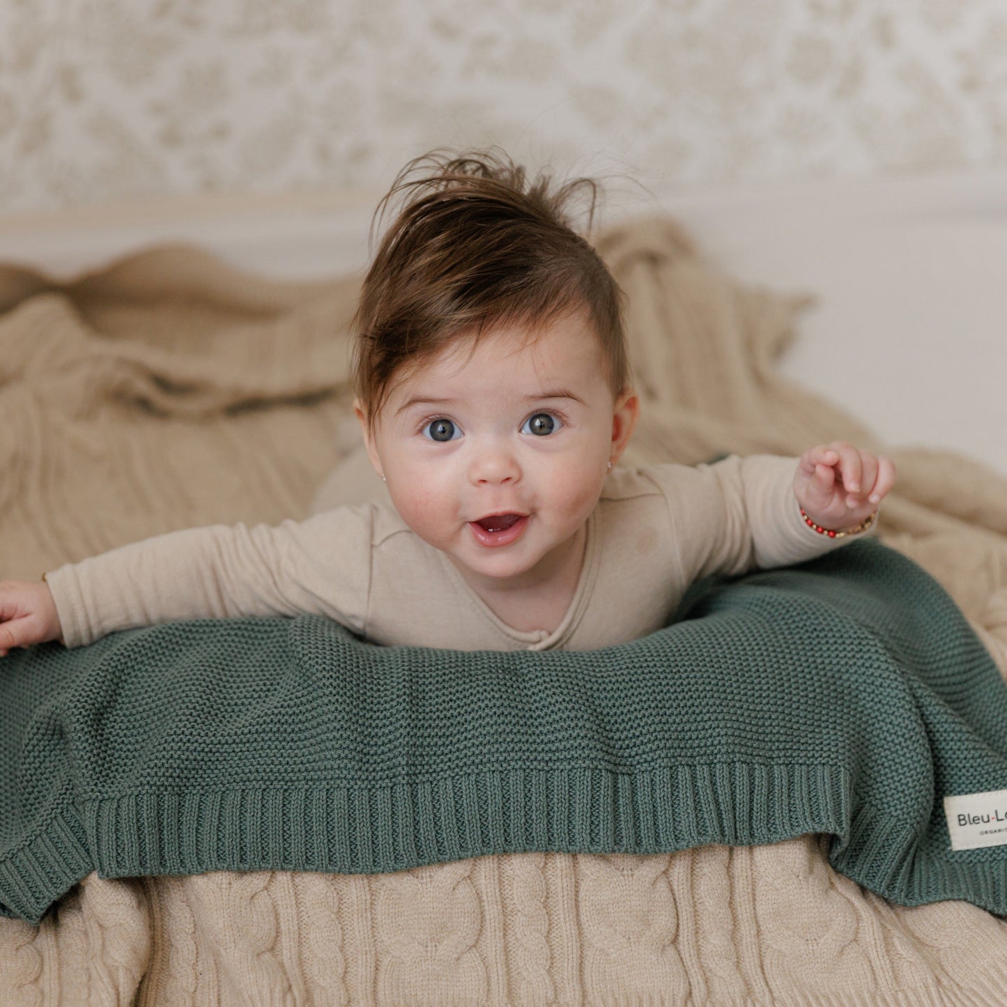 Heritage Knit - 100% Organic Cotton Luxury Knit Baby Swaddle Blanket - Chickadees Wooden Toys
