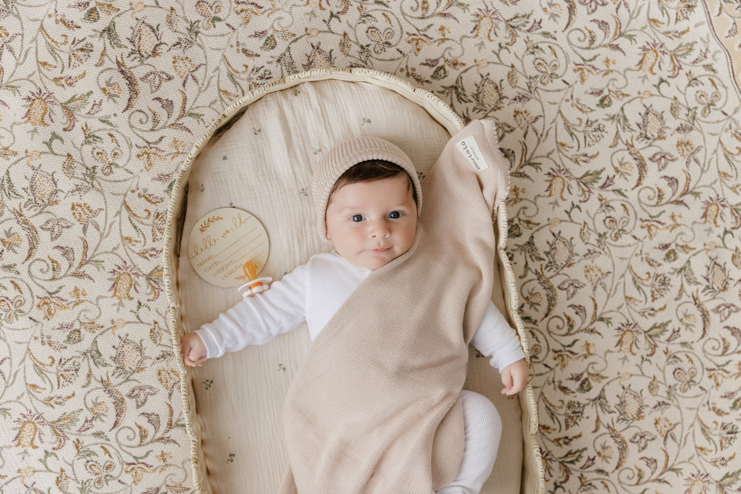 Luxe Collection 100% Organic Cotton Luxury Knit Baby Blanket + Hat Set with Gift Box - Chickadees Wooden Toys
