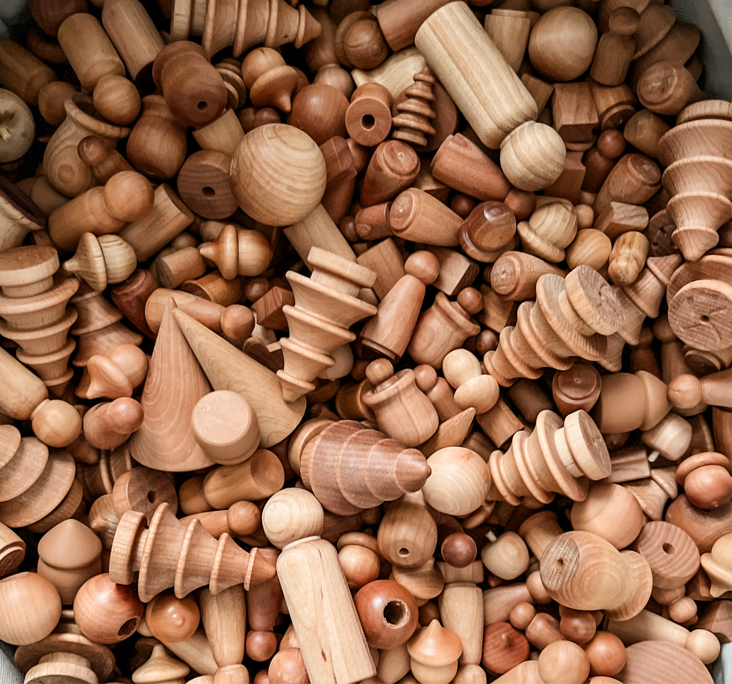 1 lb of Wooden Loose Parts - Chickadees Wooden Toys