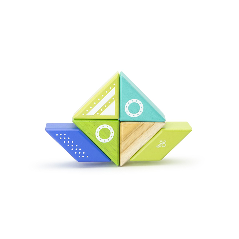 Travel Pals - Spaceship <br>Magnetic Wooden Blocks <br>6 pieces - Chickadees Wooden Toys