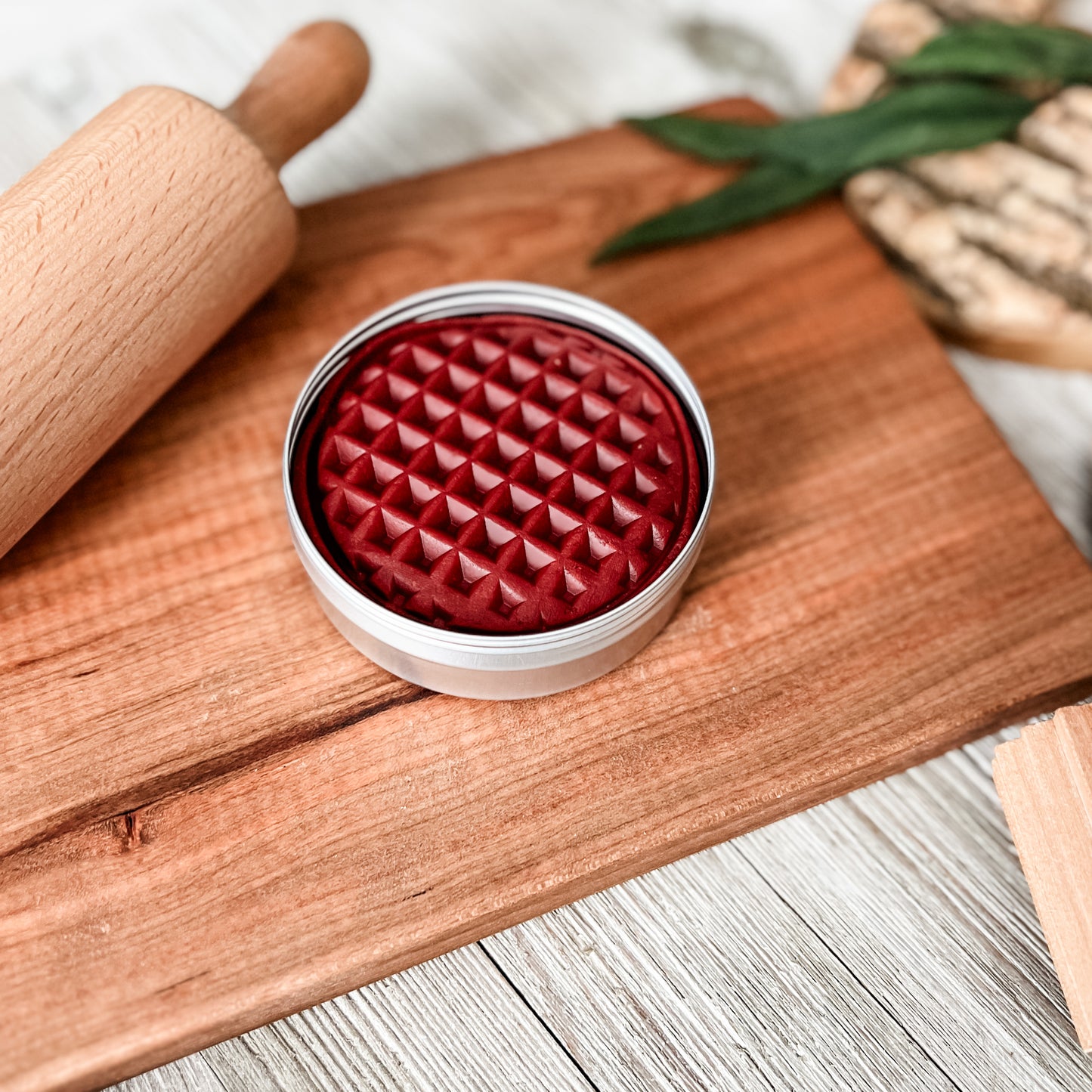 Apple Barn - Red Delicious