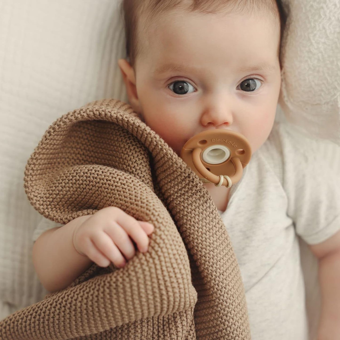 Heritage Knit - 100% Organic Cotton Luxury Knit Baby Swaddle Blanket - Chickadees Wooden Toys