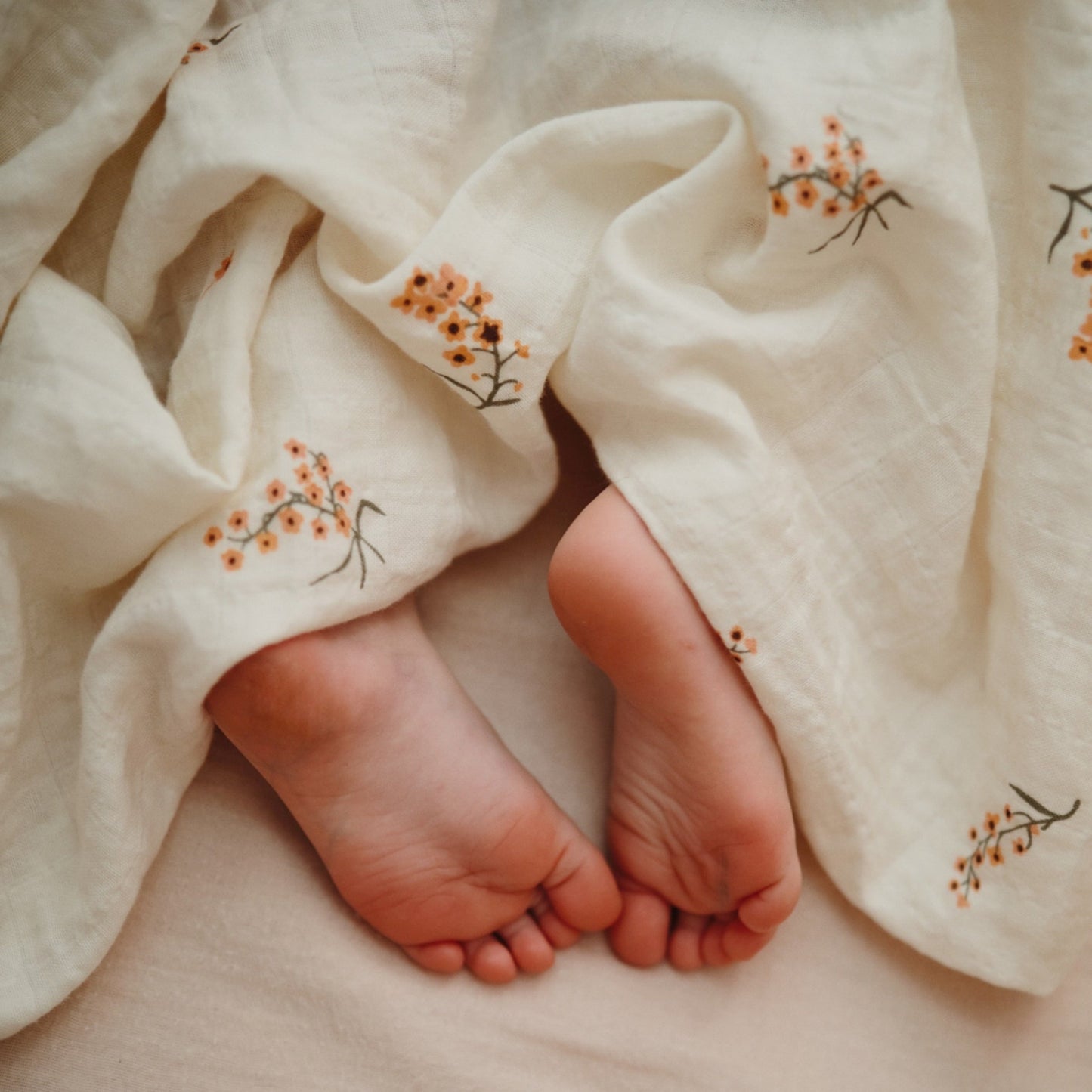 Organic Cotton Muslin Swaddle Blanket - Chickadees Wooden Toys