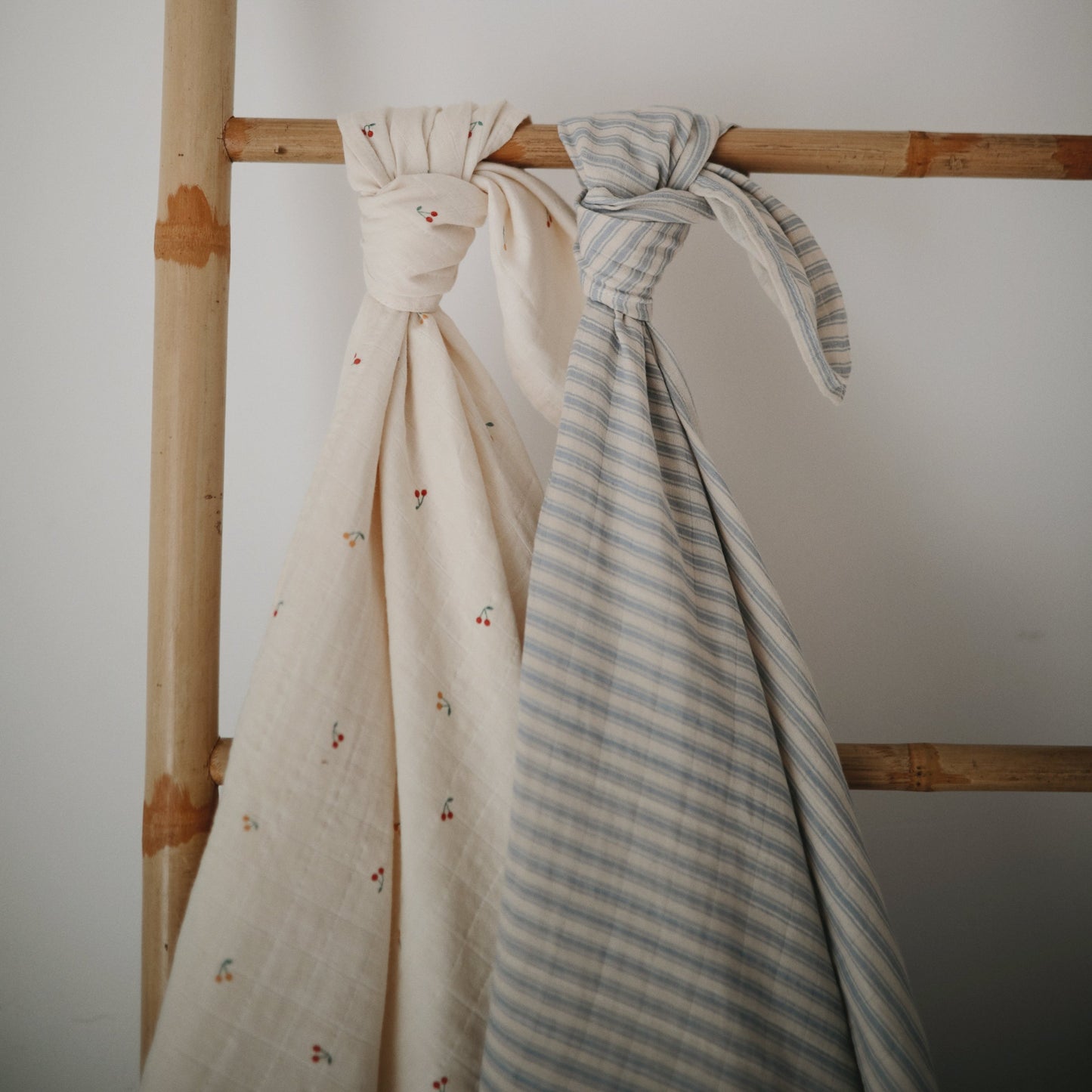 Organic Cotton Muslin Swaddle Blanket - Chickadees Wooden Toys