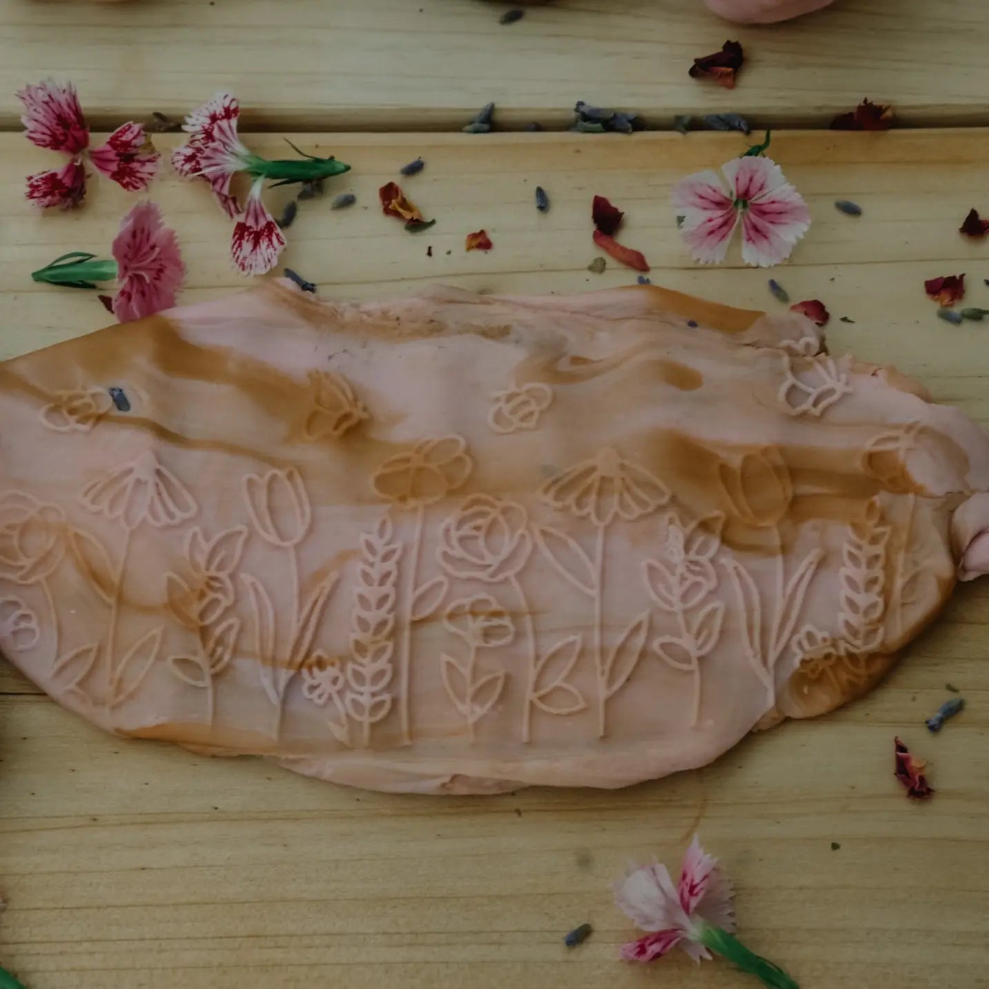 Flower Dough Eco Roller - Chickadees Wooden Toys