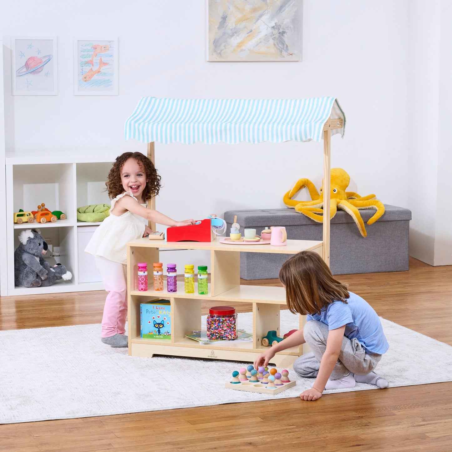 Holly Wooden Market Stand – Kids’ Pretend Play Shop & Display Shelf - Chickadees Wooden Toys