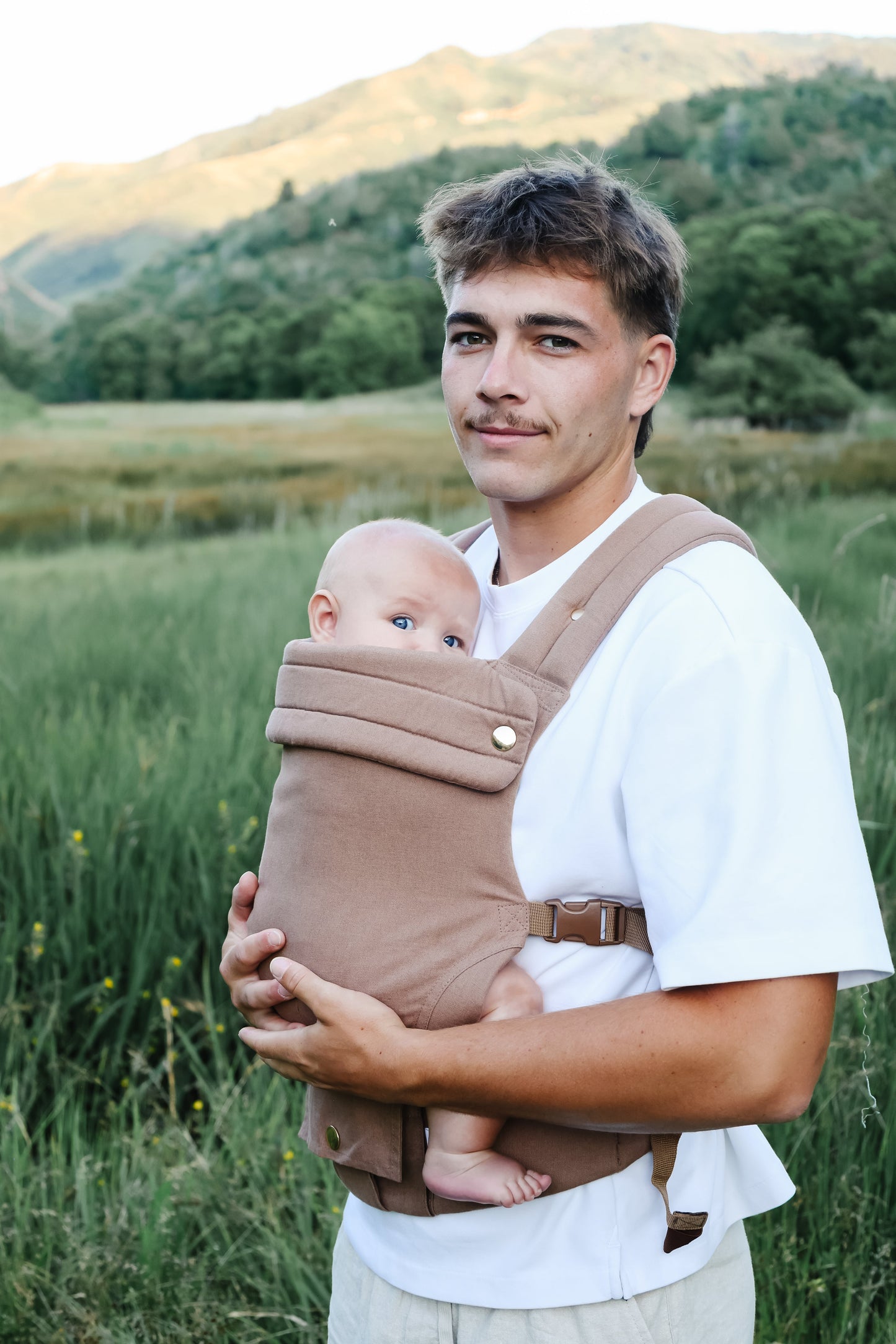 Monroe x Coco Desert - Cotton Linen Baby Carrier (7-35 lbs) - Chickadees Wooden Toys