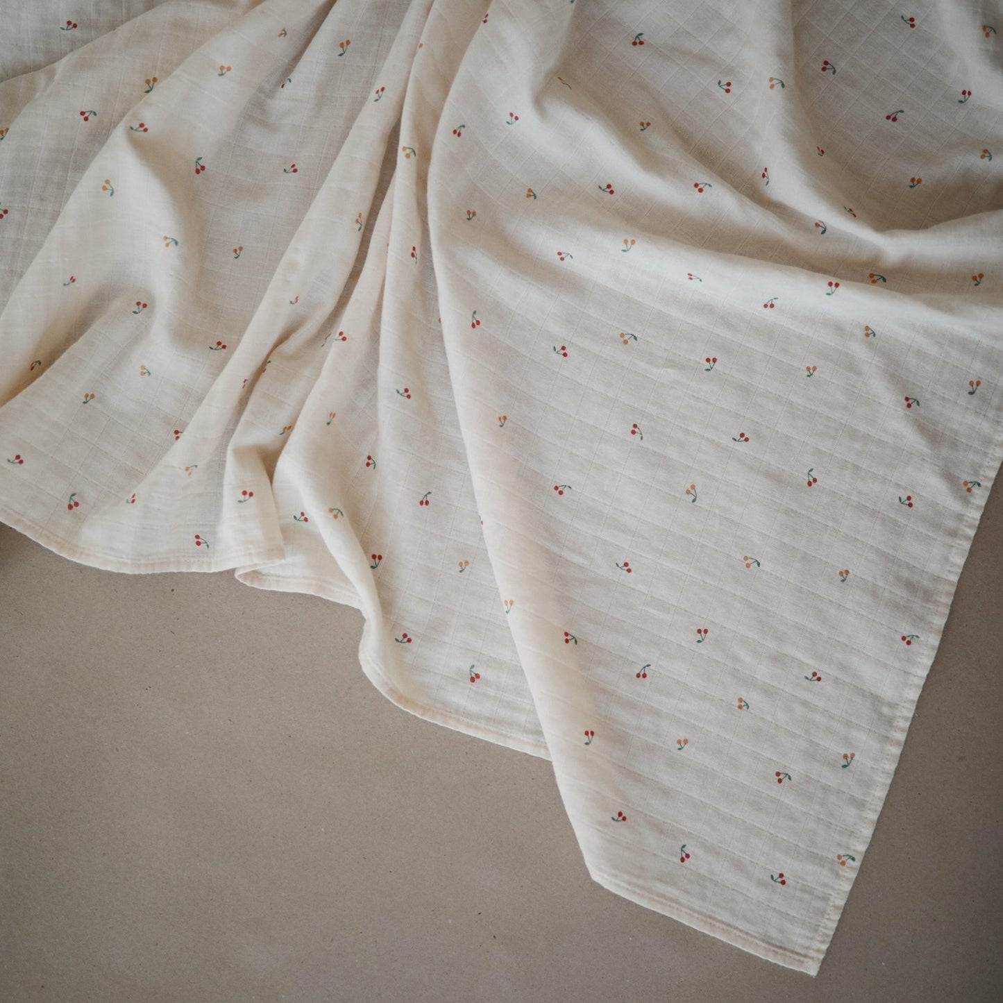 Organic Cotton Muslin Swaddle Blanket - Chickadees Wooden Toys