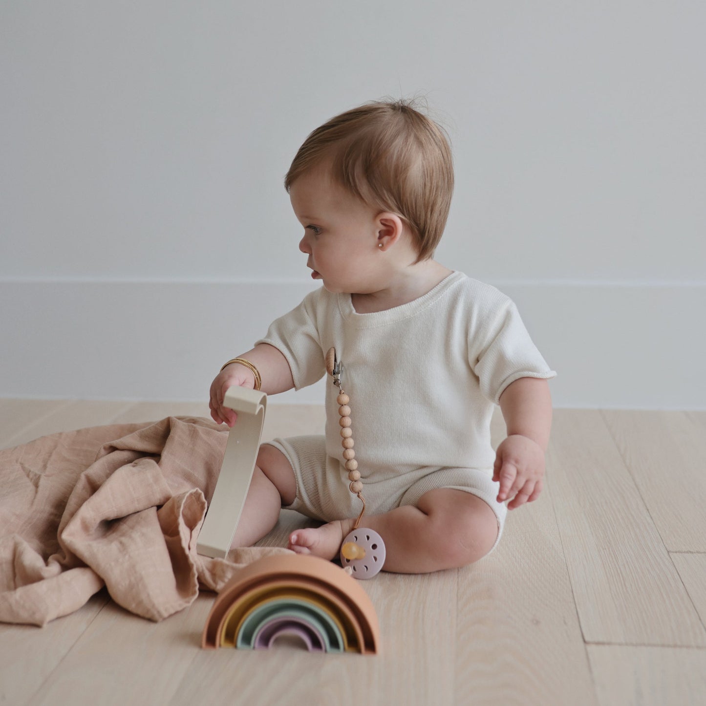 FRIGG Moon Natural Rubber Pacifier 2-Pack - Chickadees Wooden Toys