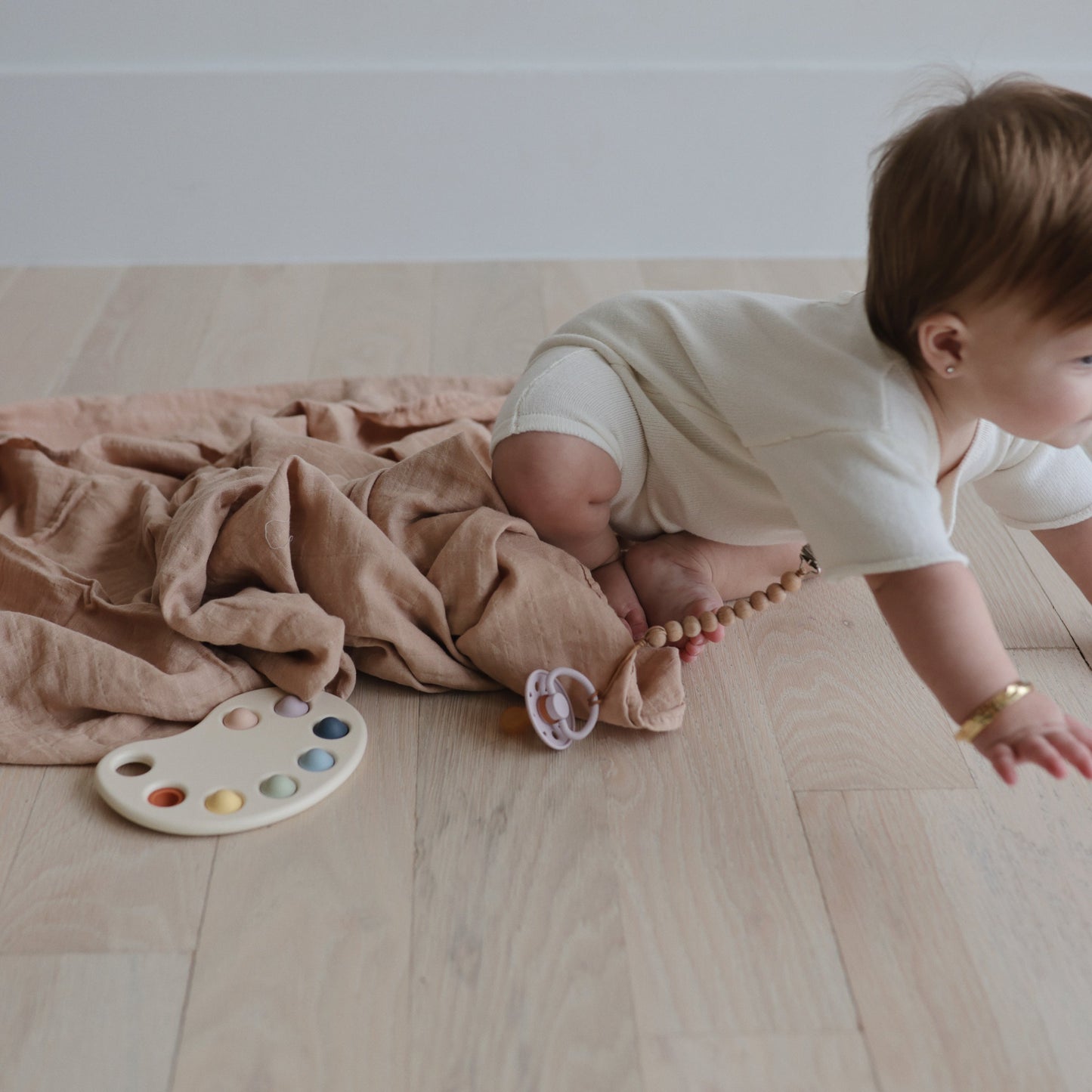 Organic Cotton Muslin Swaddle Blanket - Chickadees Wooden Toys