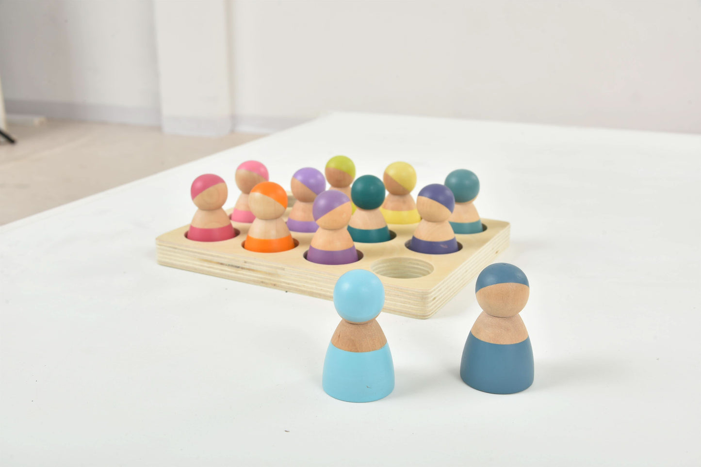 Wooden Rainbow Peg Dolls Figures 12 Piece Set - Chickadees Wooden Toys