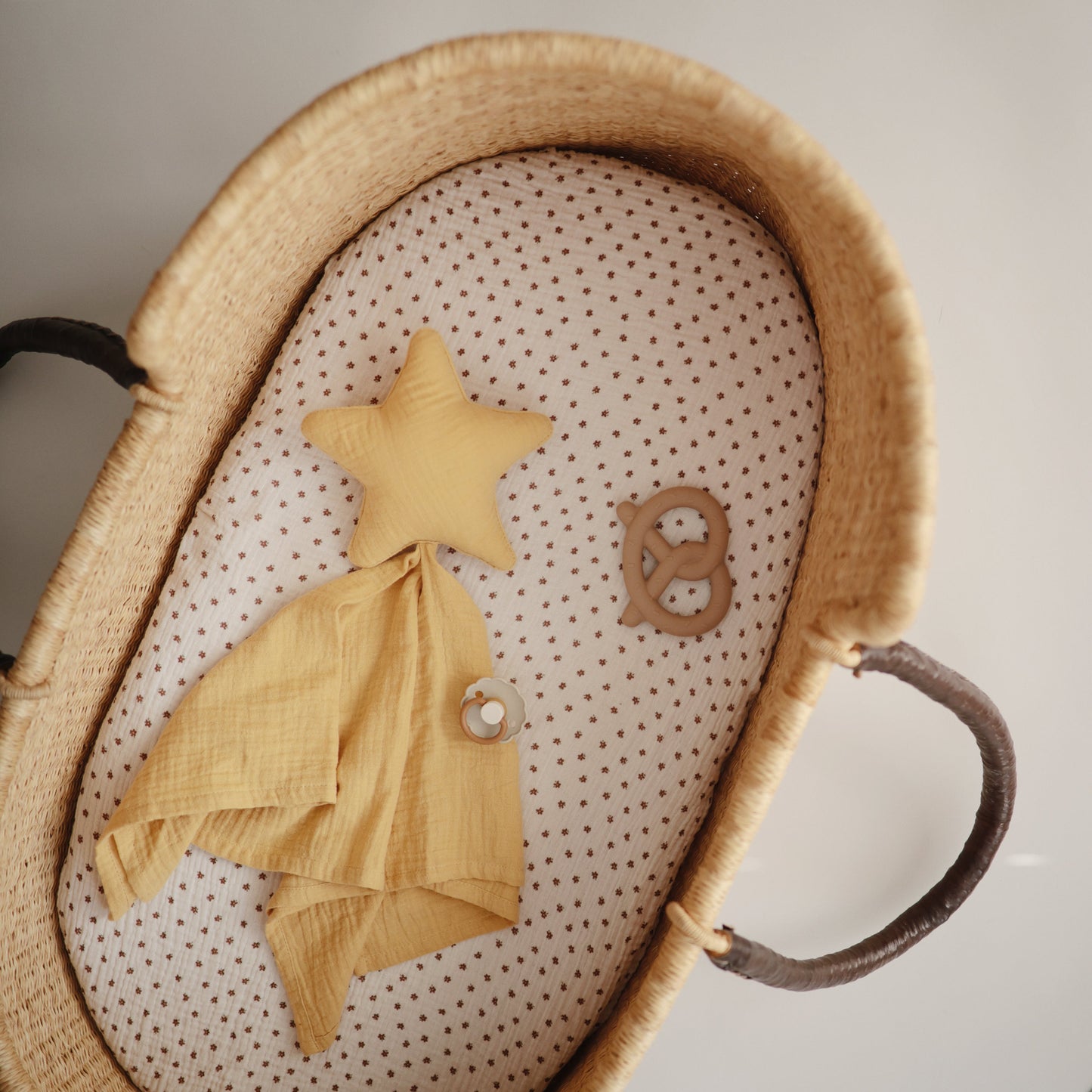 Extra Soft Bassinet Muslin Crib Sheet - Chickadees Wooden Toys