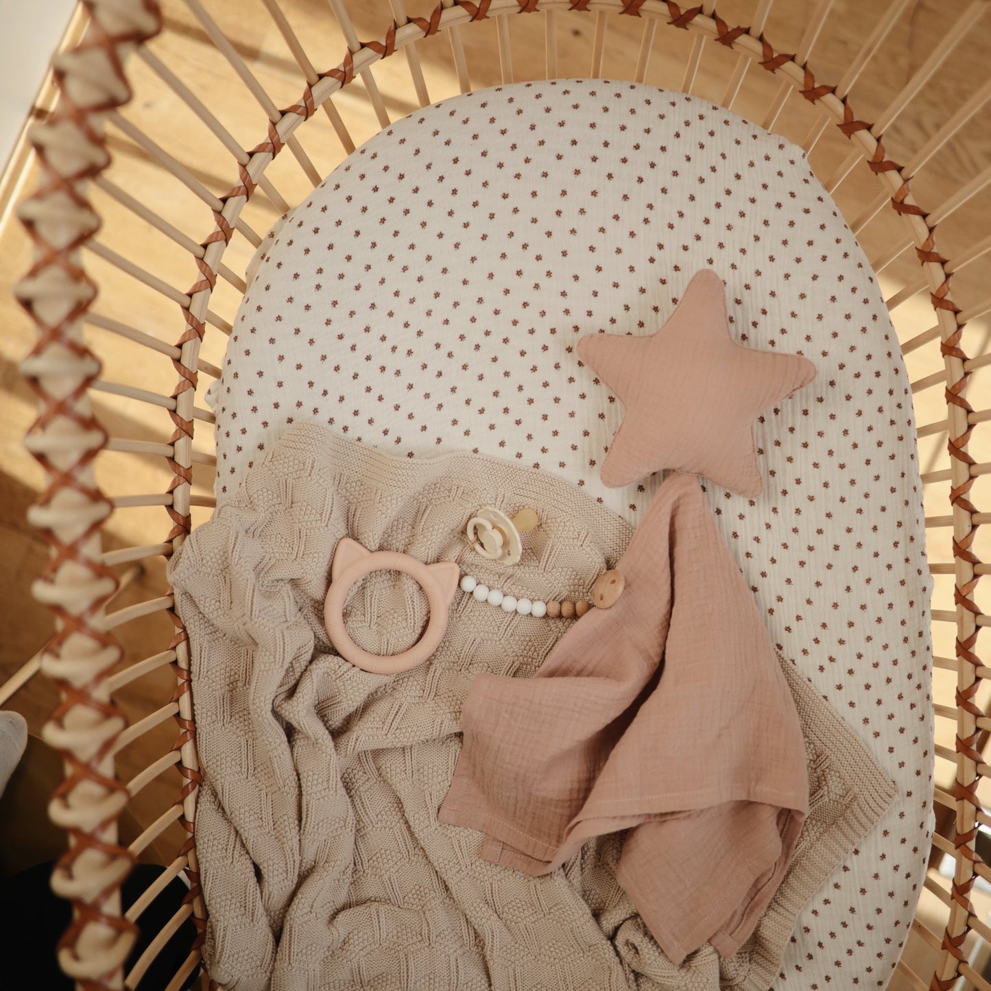 Extra Soft Bassinet Muslin Crib Sheet - Chickadees Wooden Toys