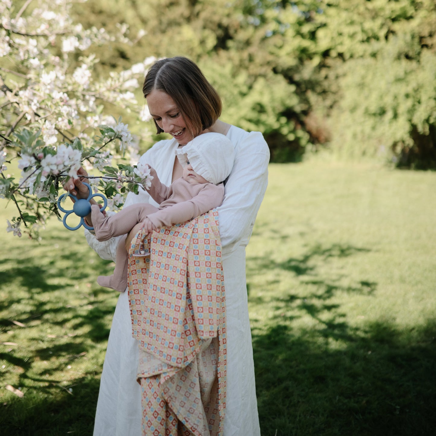 Organic Cotton Muslin Swaddle Blanket - Chickadees Wooden Toys
