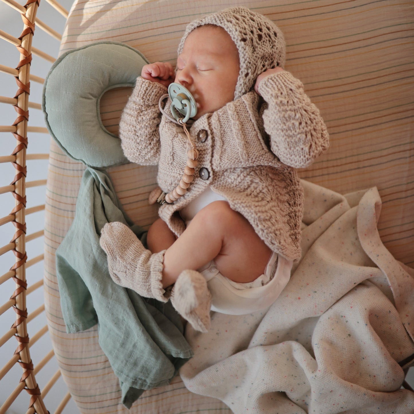 Extra Soft Muslin Crib Sheet - Chickadees Wooden Toys
