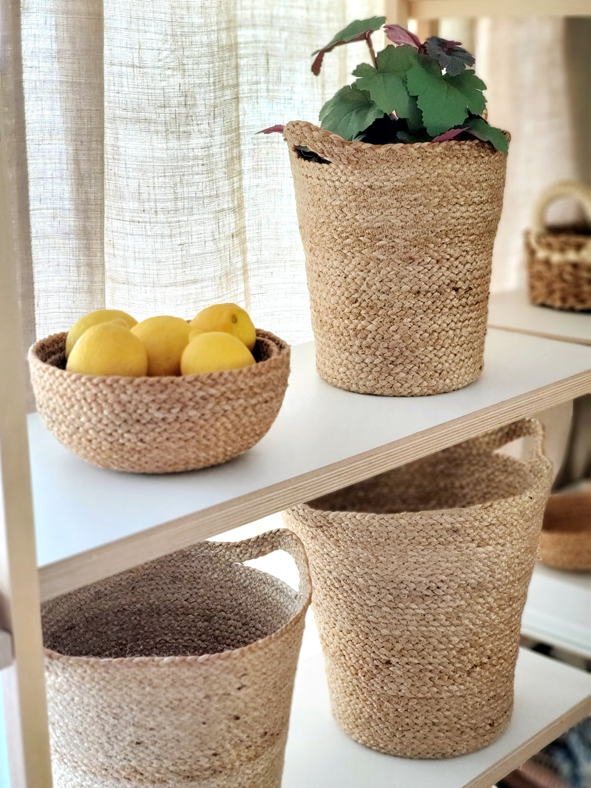 Kata Basket with Slit Handle - Chickadees Wooden Toys