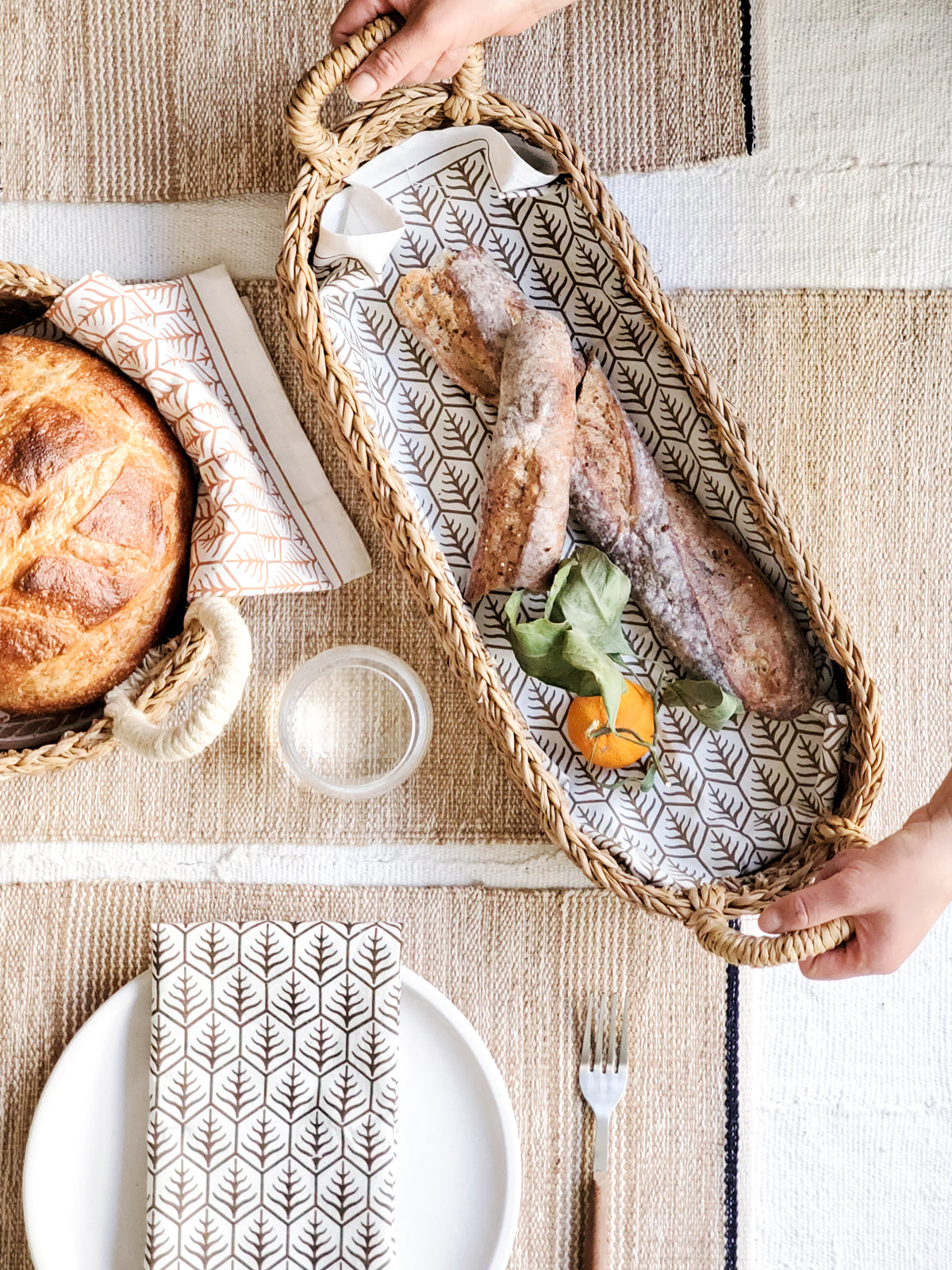 Savar Bread Basket with Natural Handle - Chickadees Wooden Toys