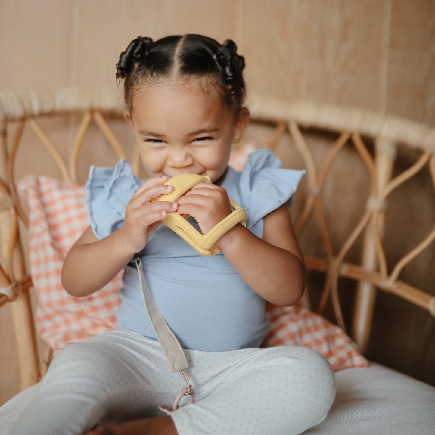 No-Drop Sun Teether (Sunshine) - Chickadees Wooden Toys