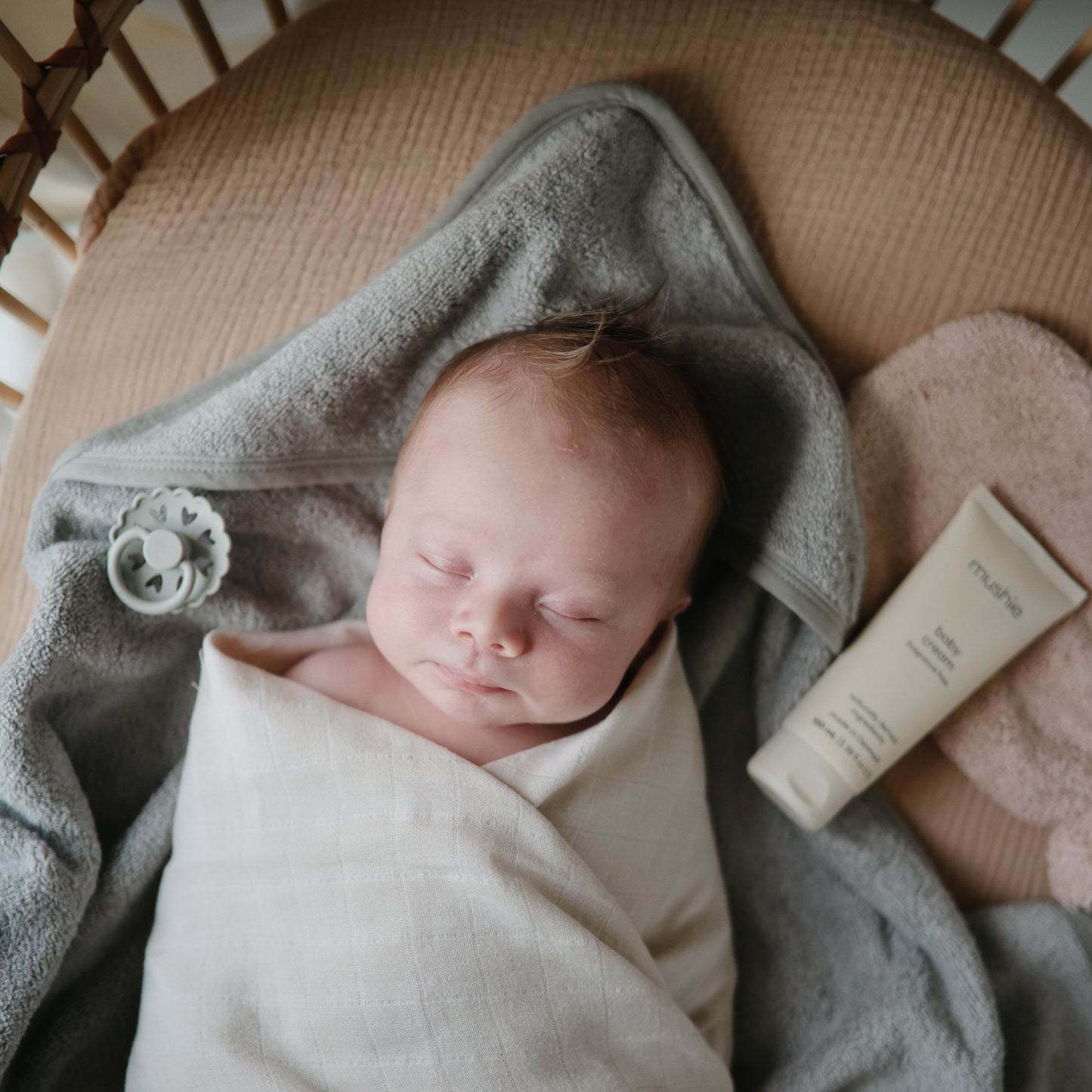 Extra Soft Bassinet Muslin Crib Sheet - Chickadees Wooden Toys