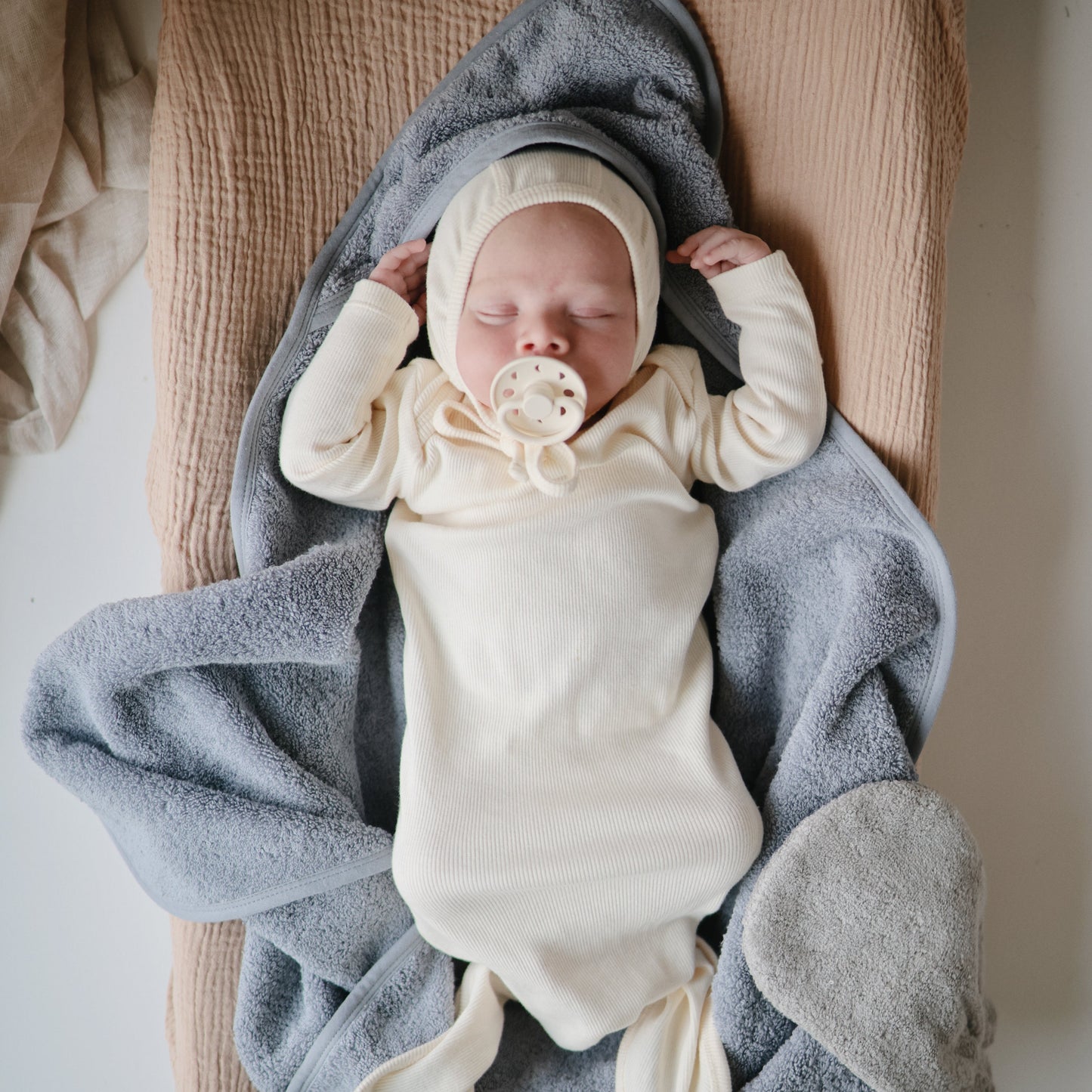 Organic Cotton Baby Hooded Towel - Chickadees Wooden Toys