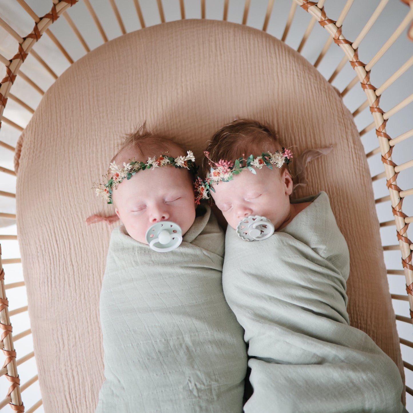 Extra Soft Bassinet Muslin Crib Sheet - Chickadees Wooden Toys
