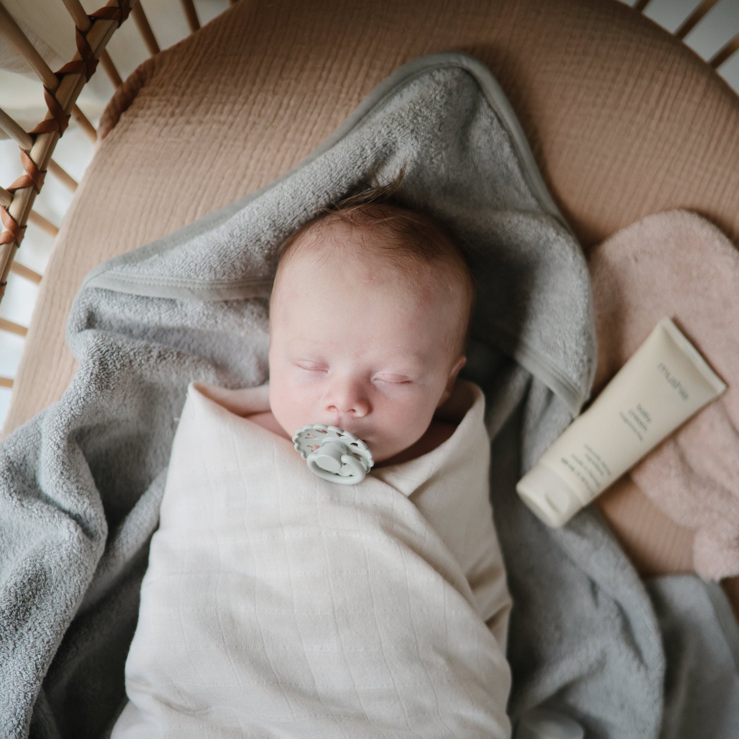 Organic Cotton Muslin Swaddle Blanket - Chickadees Wooden Toys