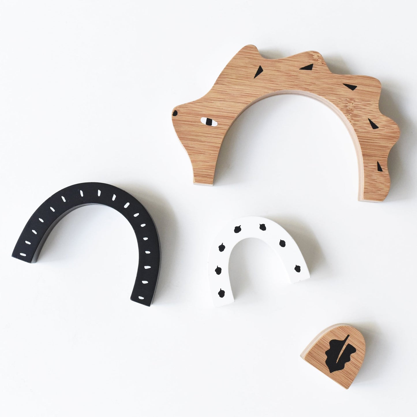 Bamboo Nesting Hedgehog - Chickadees Wooden Toys
