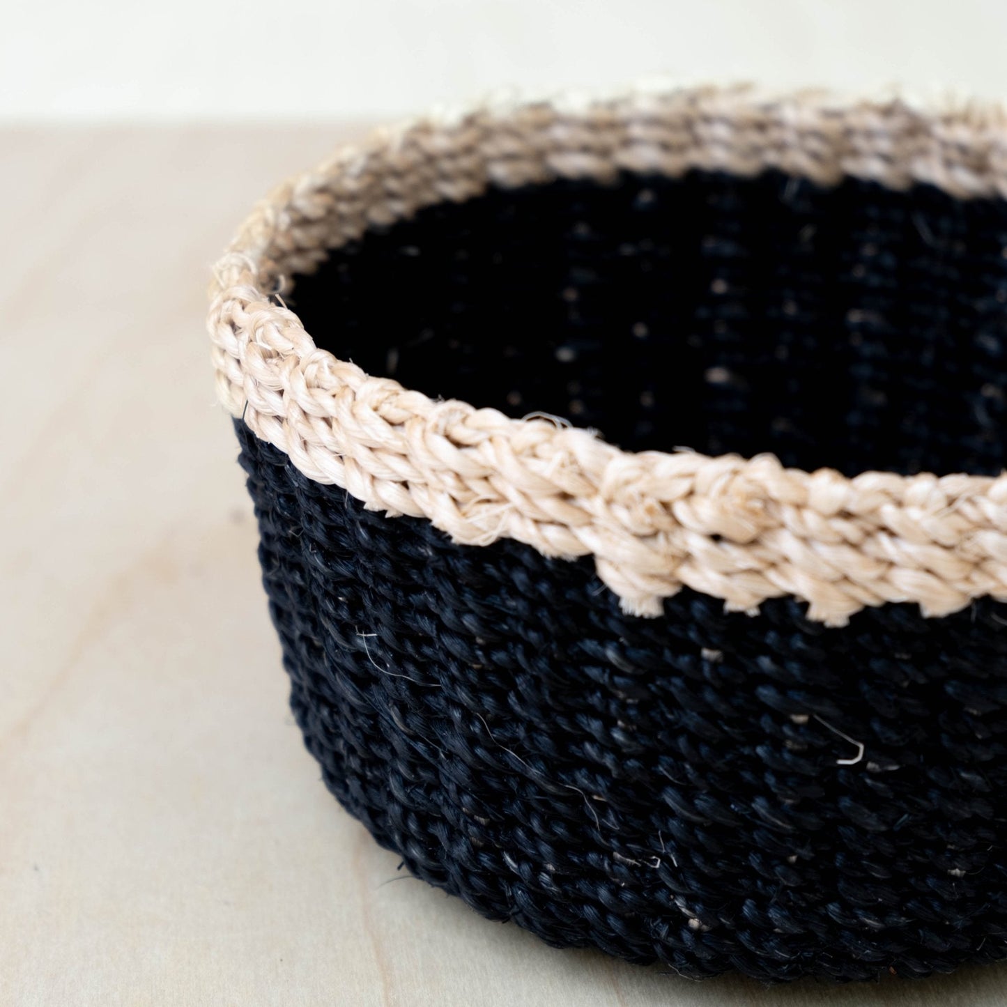 Black Small Round Tray - Mini Trinket Basket | LIKHÂ