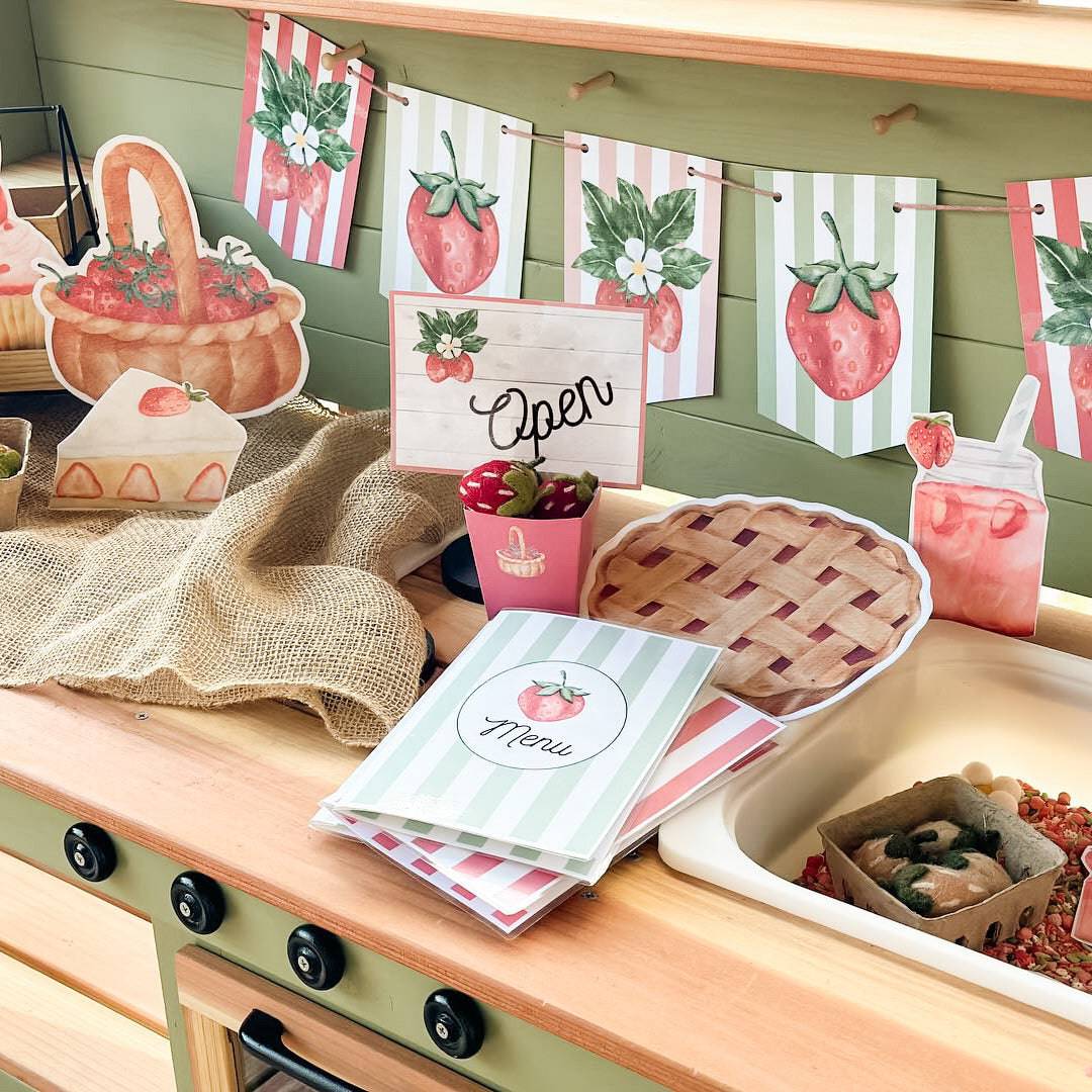 Strawberry Market Pretend Play - Chickadees Wooden Toys