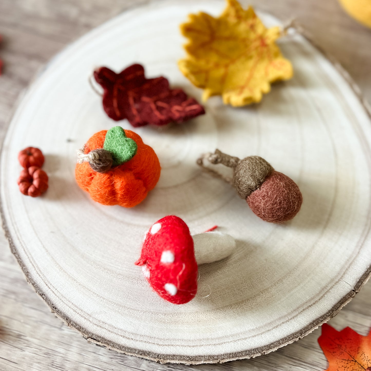 Wool Felt Woodland Treasures - Chickadees Wooden Toys
