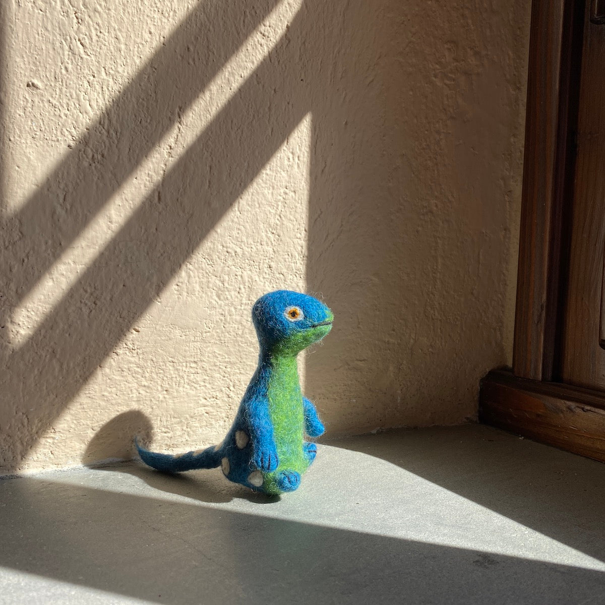 Dino Brothers Finger Puppets - Chickadees Wooden Toys