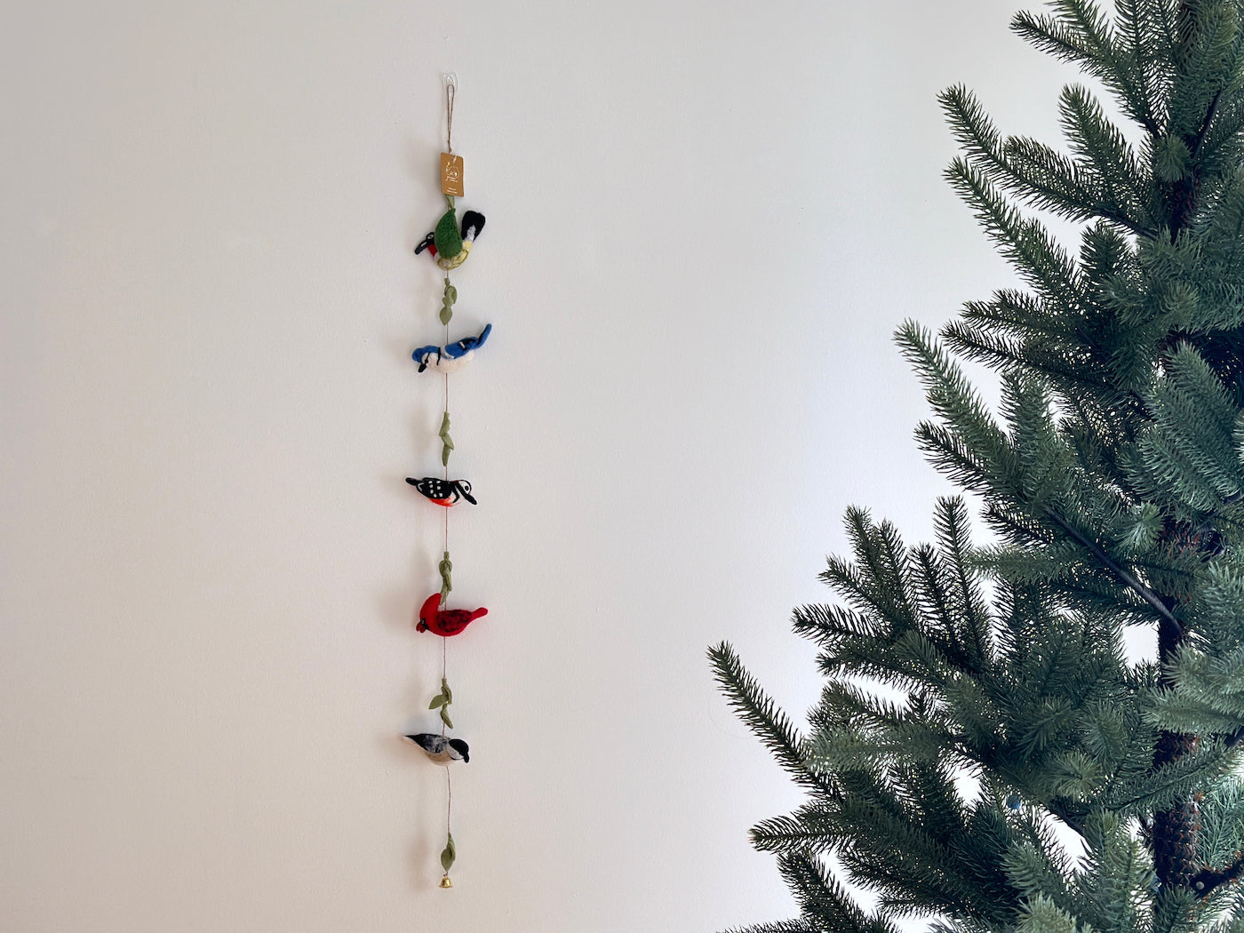 Felt American Bird Garland - Chickadees Wooden Toys