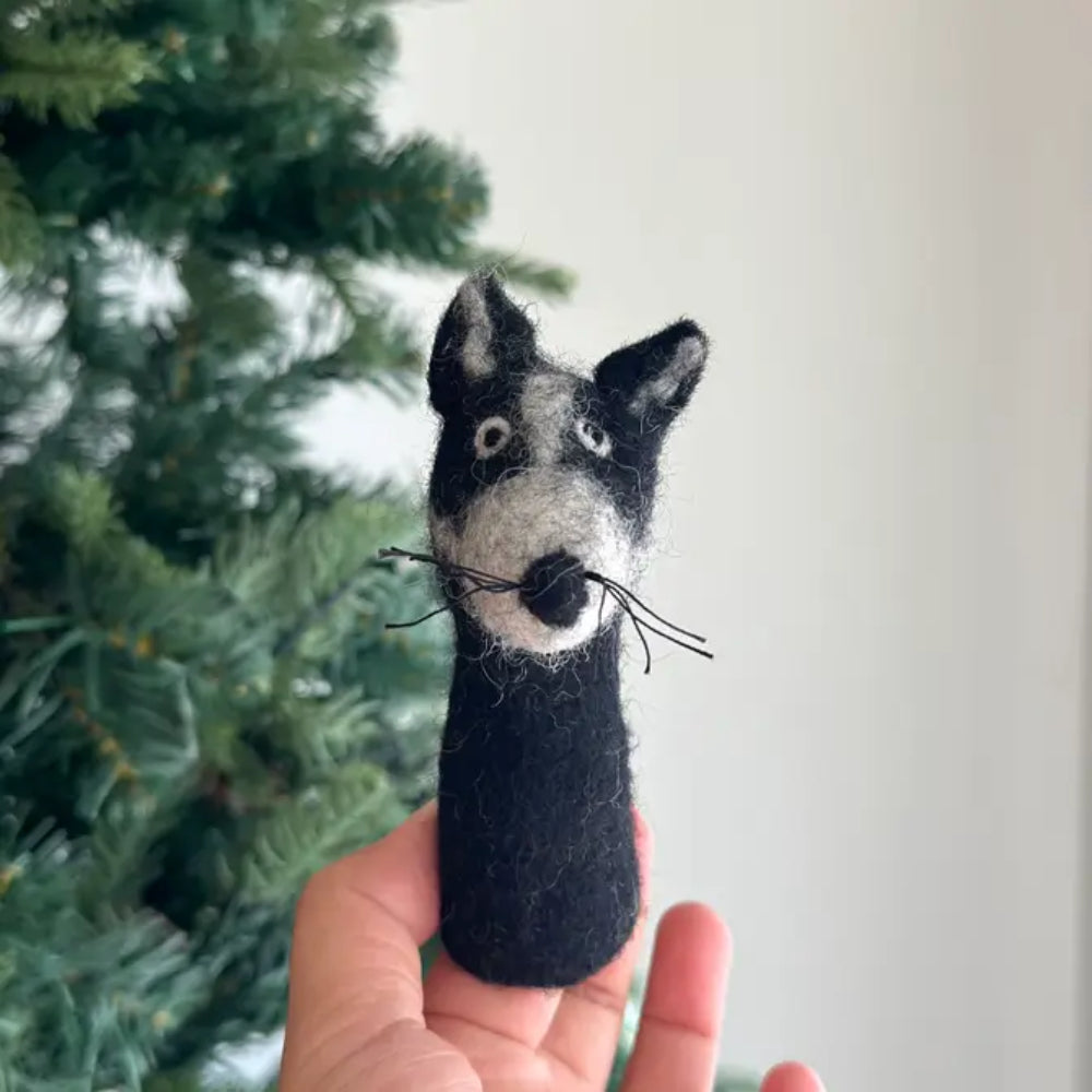 Felt Finger Puppet - Badger - Chickadees Wooden Toys