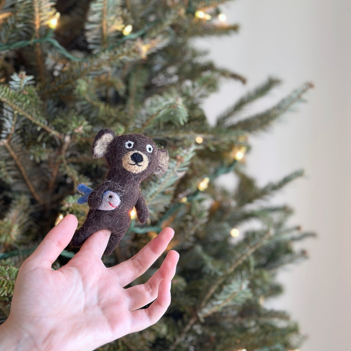 Felt Finger Puppet - Brown Bear Holding Fish - Chickadees Wooden Toys