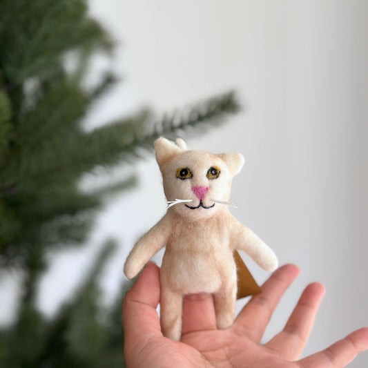 Felt Finger Puppet - White Siamese Cat - Chickadees Wooden Toys