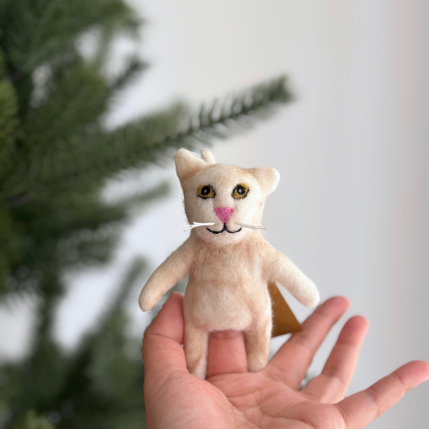 Felt Finger Puppet - White Siamese Cat - Chickadees Wooden Toys