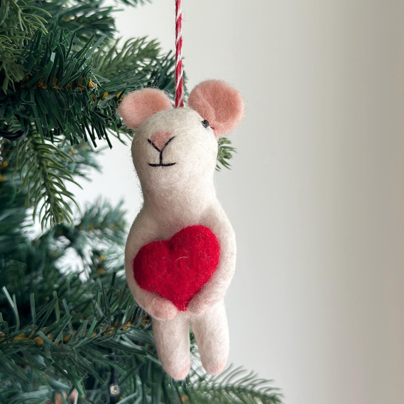 Felt Mouse Holding Heart Ornament - Chickadees Wooden Toys
