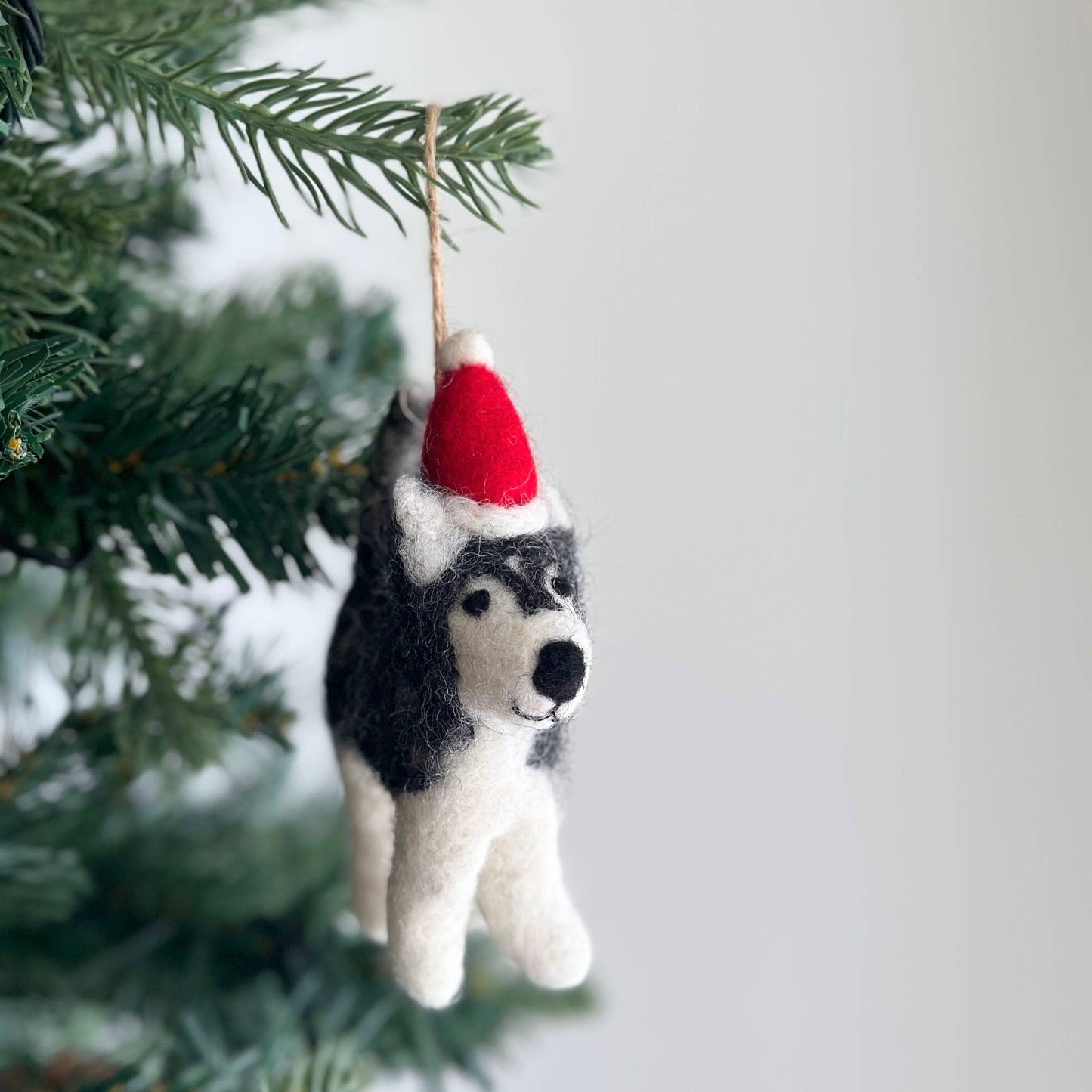 Felt Ornament - Husky with Christmas Hat - Chickadees Wooden Toys