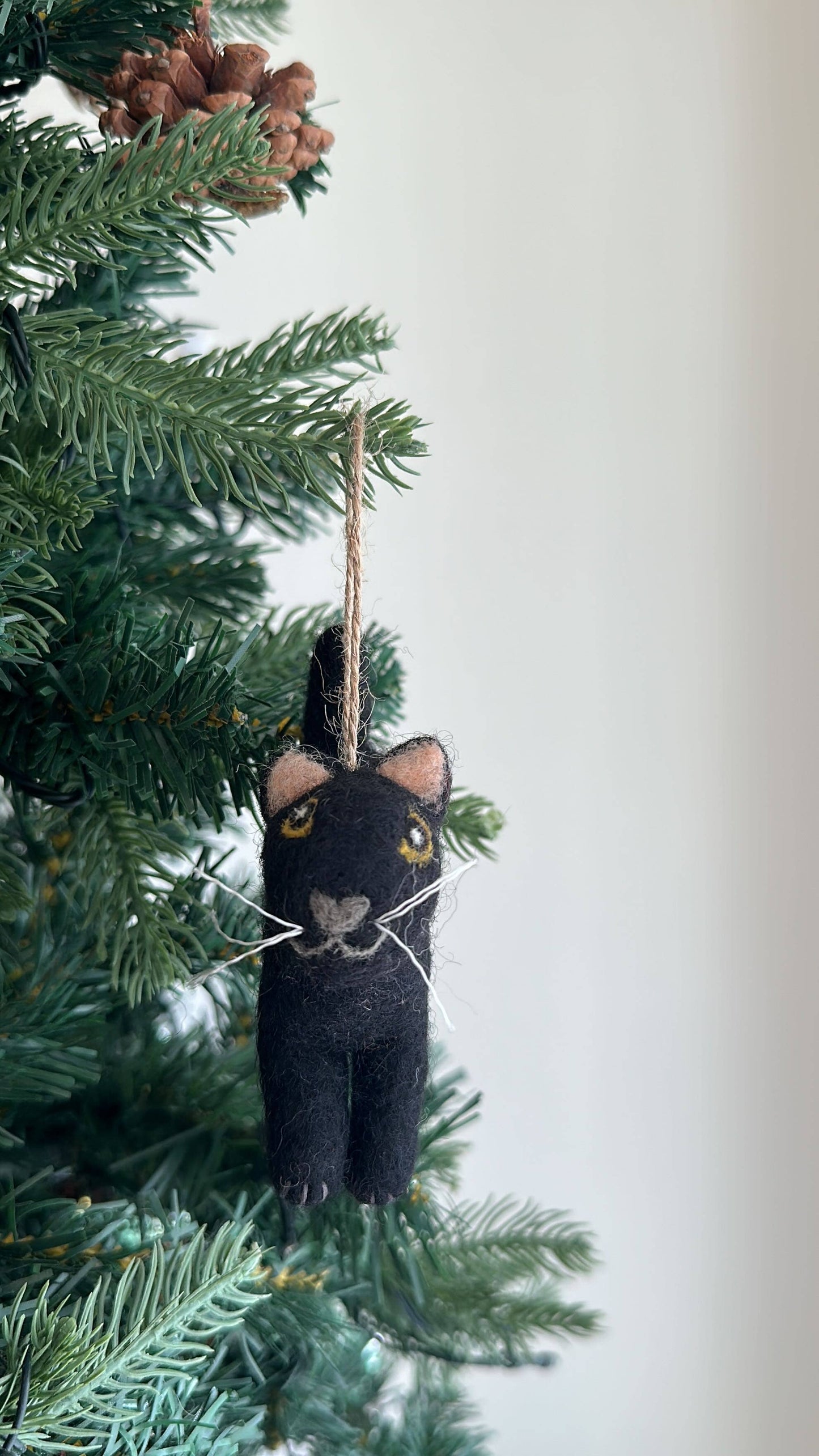 Felt Ornament - Playful Cat - Chickadees Wooden Toys