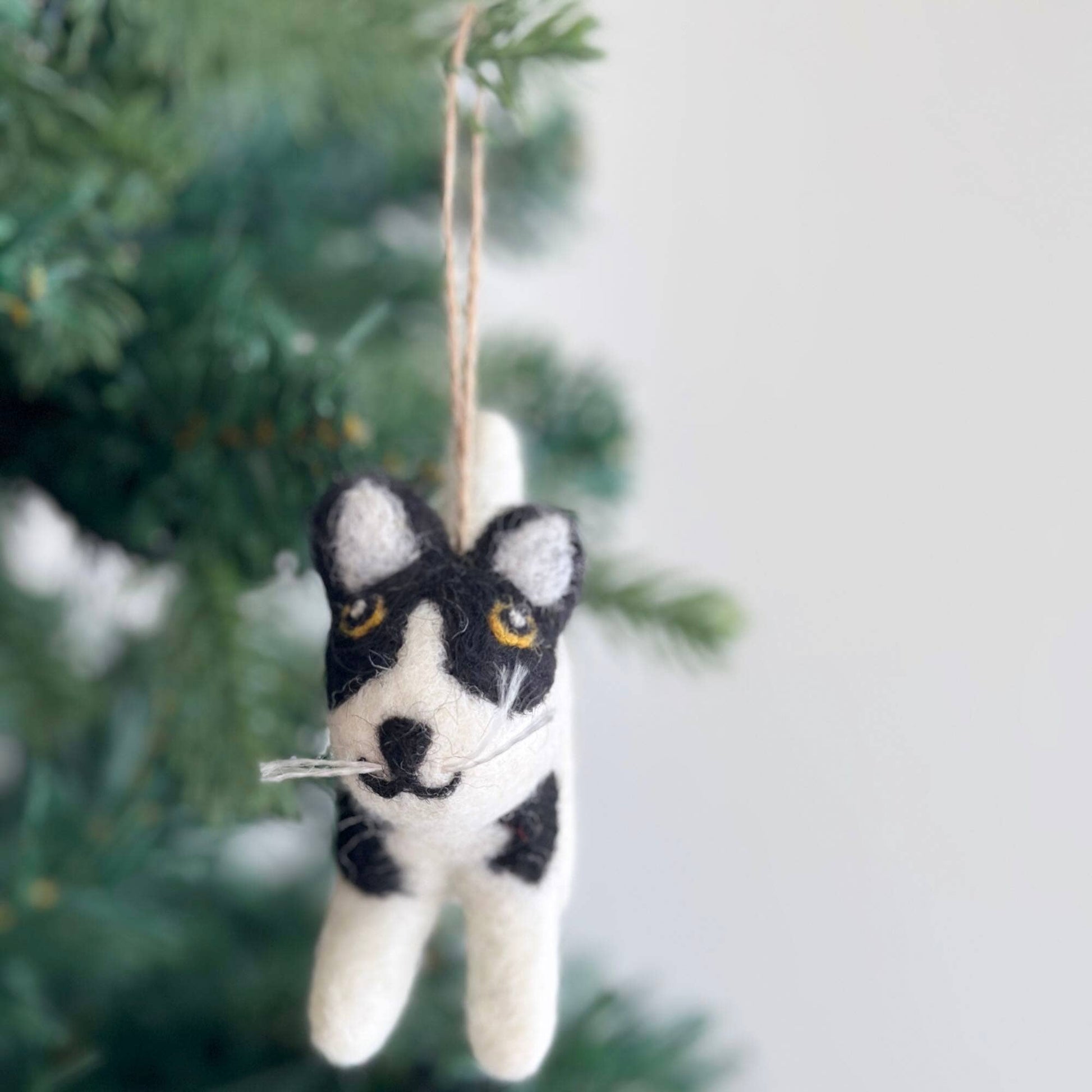 Felt Ornament - Playful Cat - Chickadees Wooden Toys