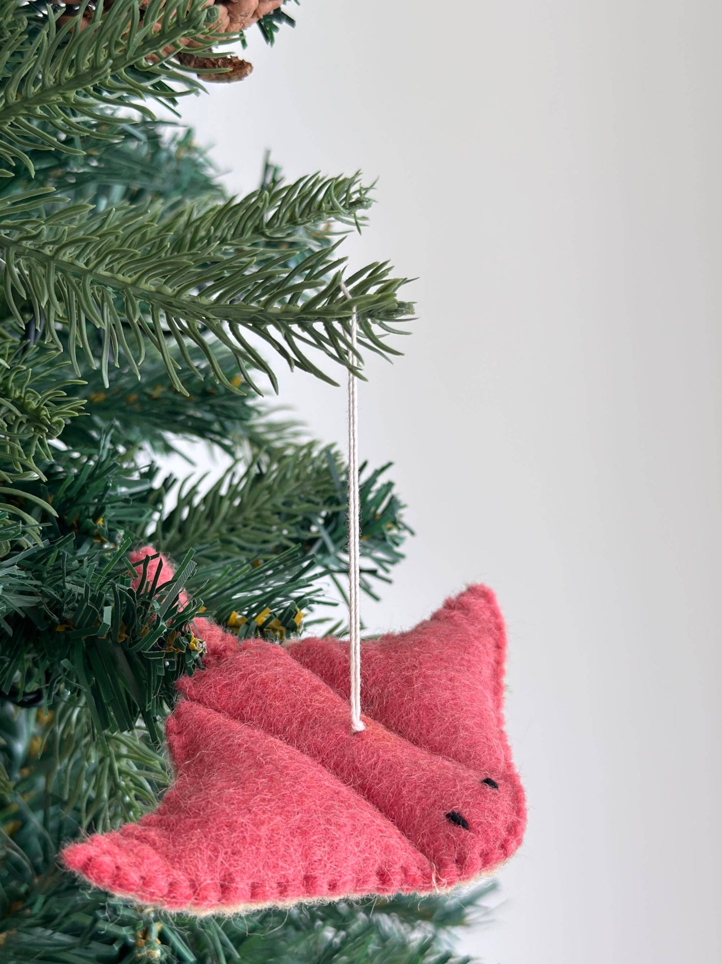 Felt Ornament - Sea Animals Theme / Stingray - Chickadees Wooden Toys