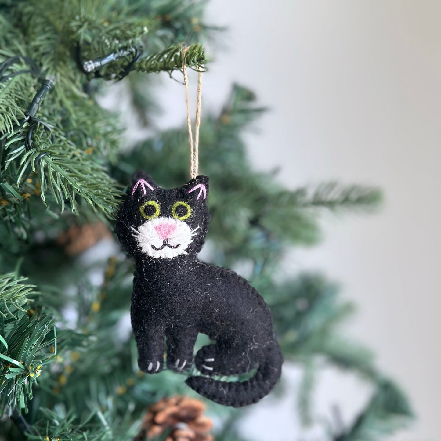 Felt Ornament - Stitched Cat - Chickadees Wooden Toys