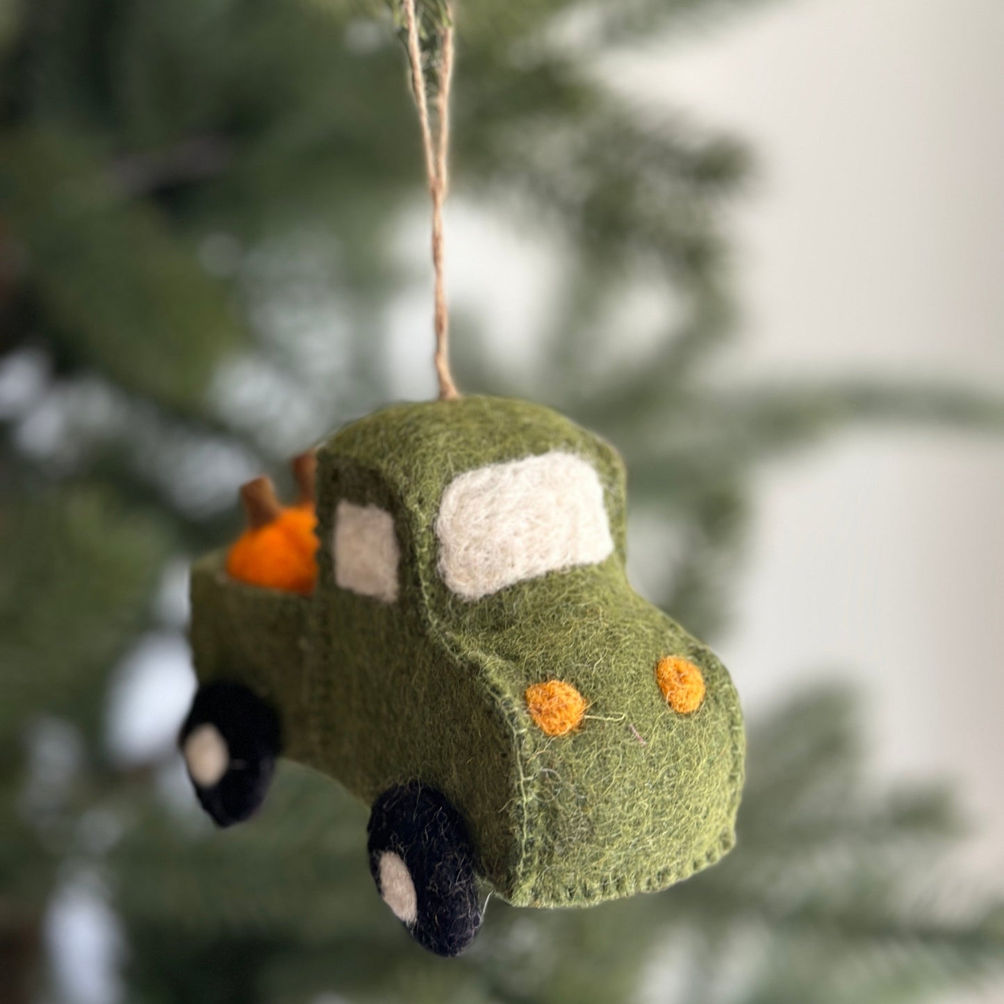 Felt Pickup Truck with Pumpkins Ornament