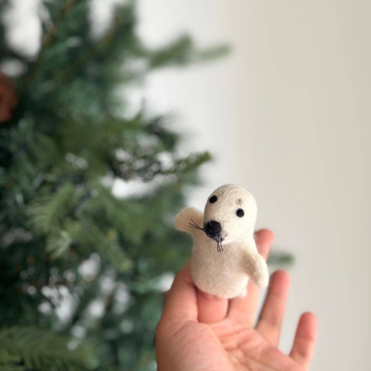 Finger Puppet: Seal - Chickadees Wooden Toys