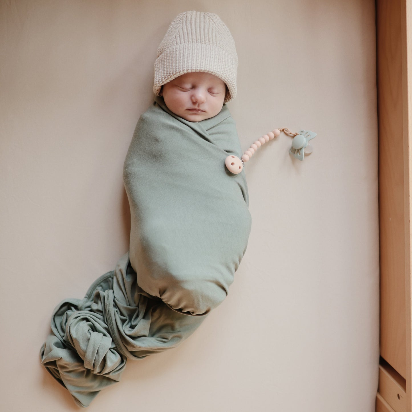 Stretchy Bassinet Sheet - Chickadees Wooden Toys